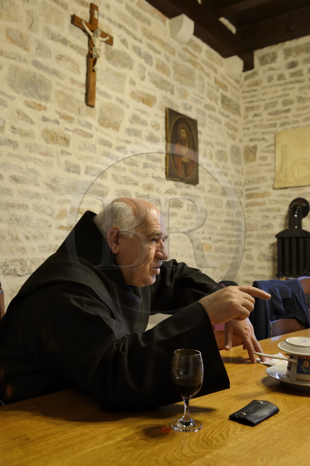 Croatia, Dalmatia, Dalmatian Coast, Franciscan Monastery on the island of Krapanj in front of Sibenik, brother and father John (Ivan Lelas) in the small refectory
