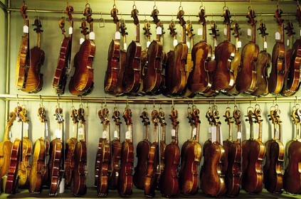 France, Paris (75), violons, lutherie Watelot-Rampal