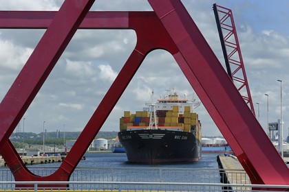 France, Seine Maritime, Le Havre, commercial port, container ship in the Francois Ist lock