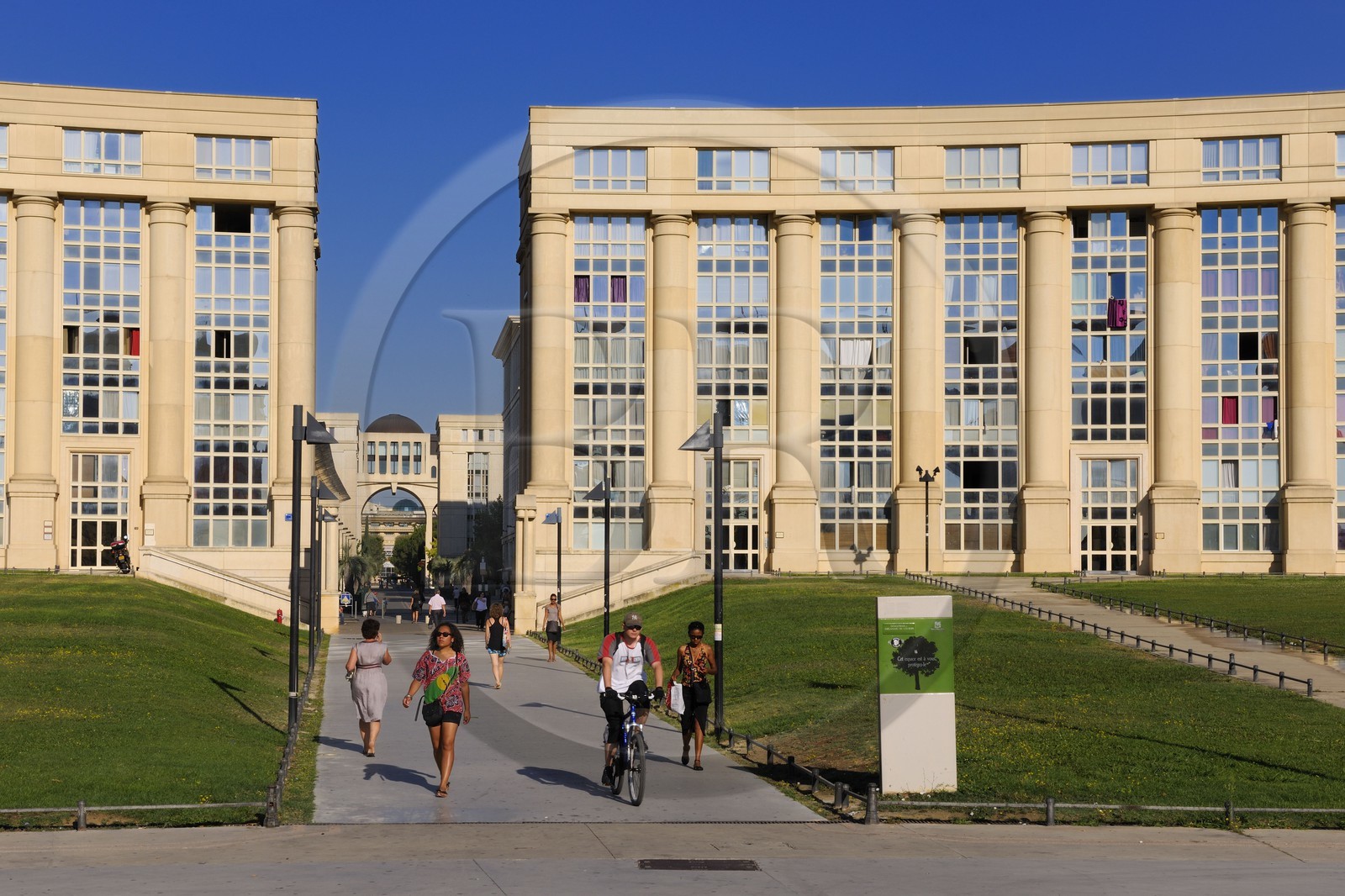 France, Hérault (34), Montpellier, quartier Antigone, Esplanade de l' Europe de l' architecte Ricardo Bofill
