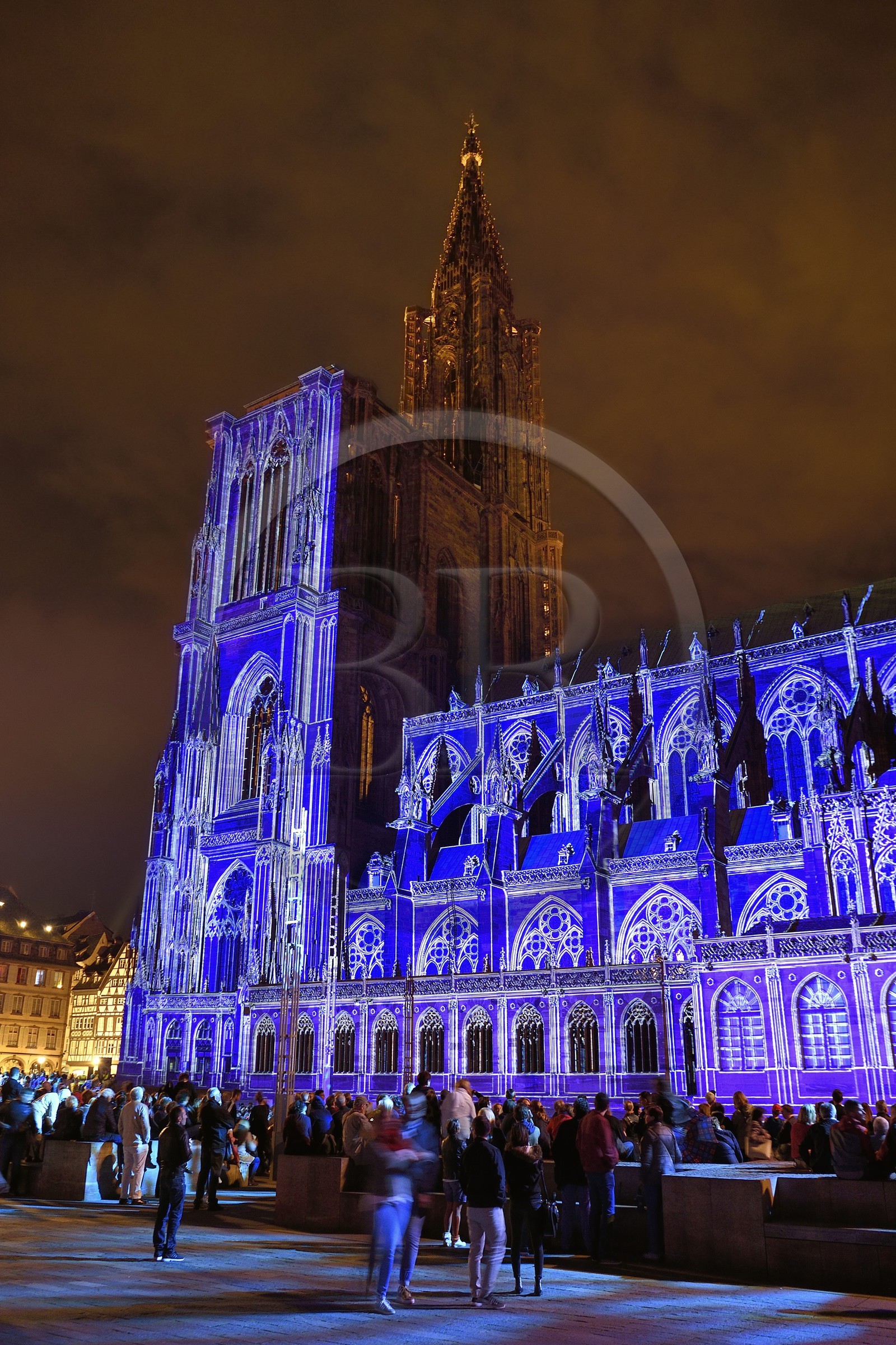 France, Bas-Rhin (67), Strasbourg, vieille ville classée au Patrimoine Mondial de l'UNESCO, la cathédrale Notre-Dame, le spectacle son et lumière de l'été