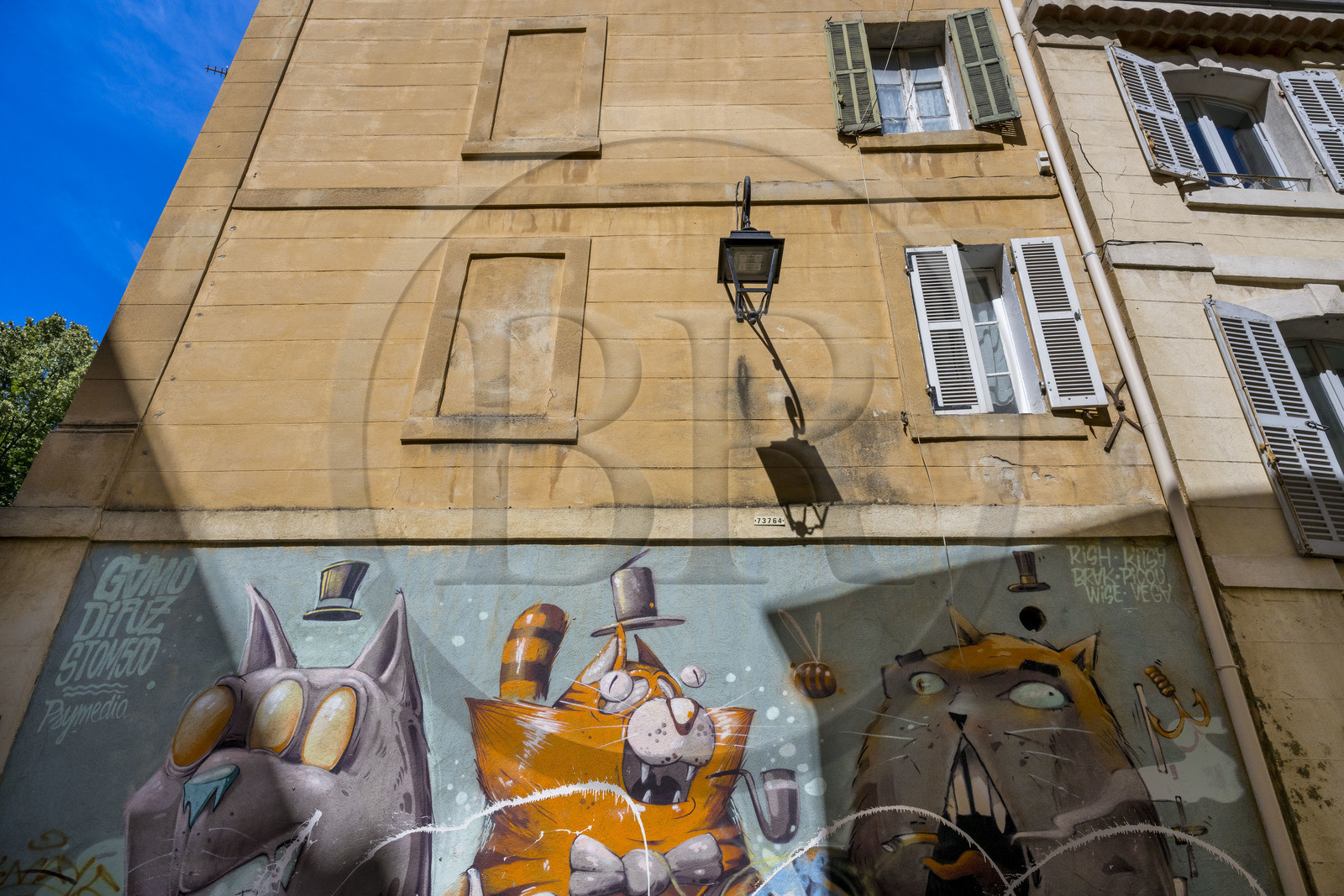 France, Bouches-du-Rhône (13), Marseille, quartier du Panier, peinture murale de Gamo Difuz Stom500 rue Trigance