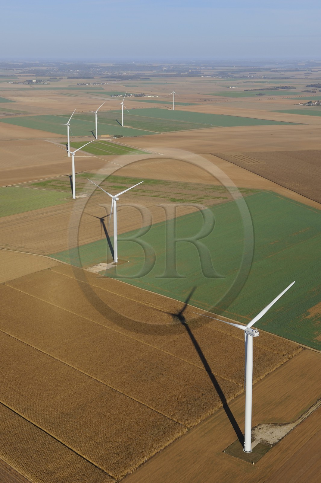 France, Eure-et-Loir (28), la Beauce, éoliennes (vue aérienne)