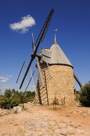 France, Hérault (34), vallée de l' Orb, le Moulin du Rocher à Saint-Chinian