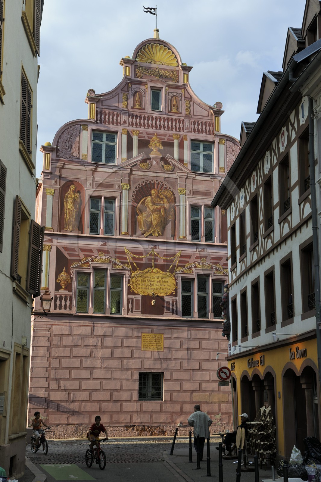 France, Haut-Rhin (68), Mulhouse, façade latérale de l'Hôtel de Ville