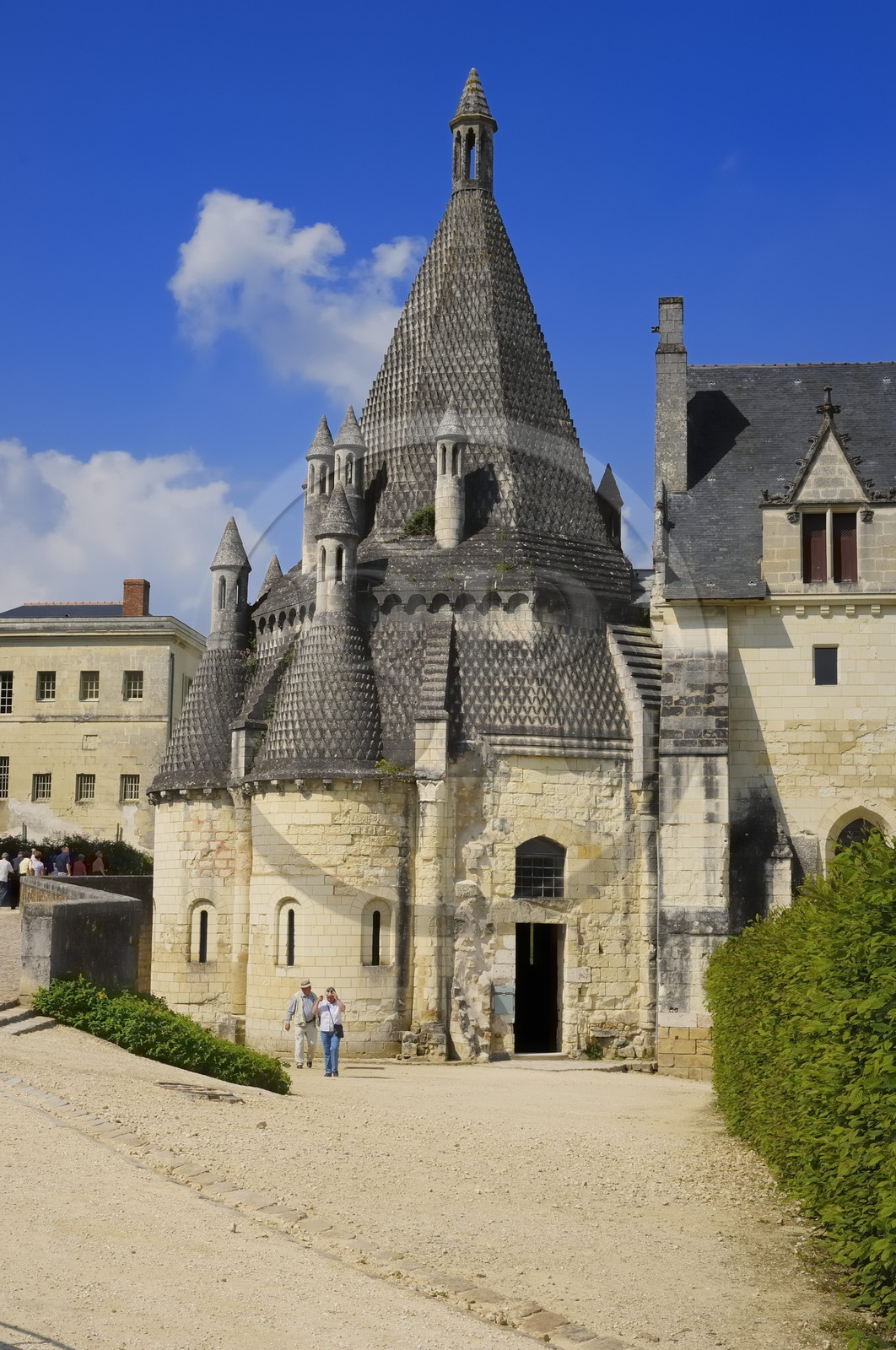 France, Maine et Loire (49), Vallée de la Loire classée Patrimoine Mondial de l' UNESCO, Fontevraud-l'Abbaye, abbaye de Fontevraud, les cuisines romanes du 12ème siècle