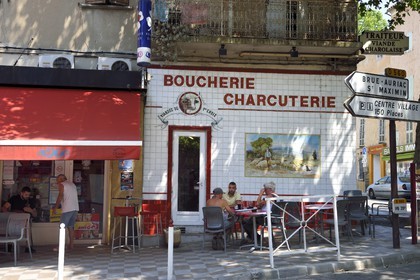 France, Var (83), Provence Verte, Barjols, belle facade de Boucherie-charcuterie