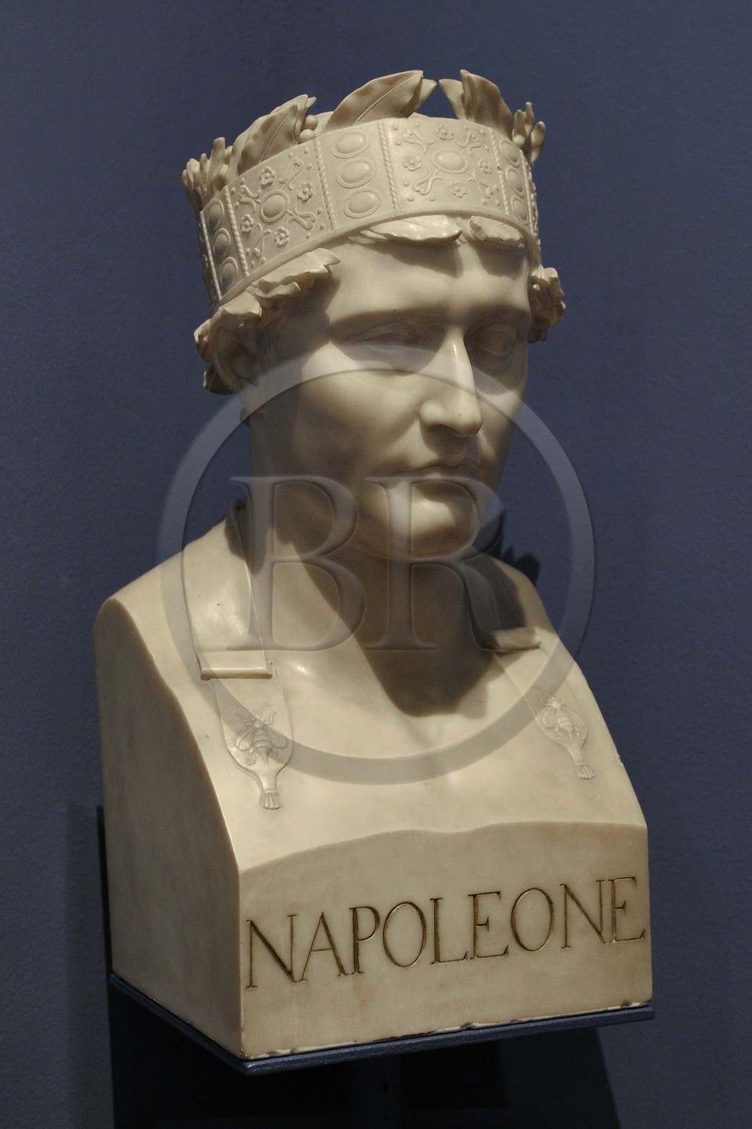 Italy, Lombardy, Milan, Museum of the Risorgimento (Museo del Risorgimento), bust of Napoleon King of Italy with the Iron Crown (1809) by the sculptor Giovanni Battista Comolli