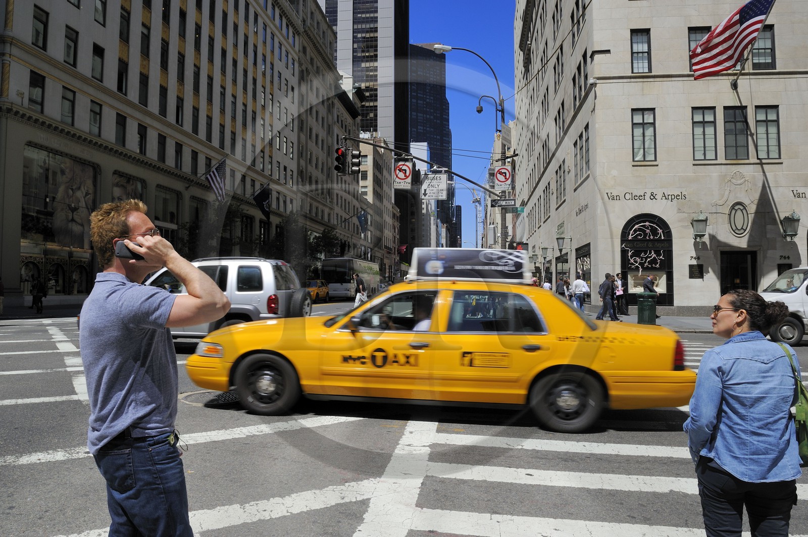 Etats-Unis, New York, Manhattan, Midtown, carrefour de la 5ème Avenue et de la 52nd Street