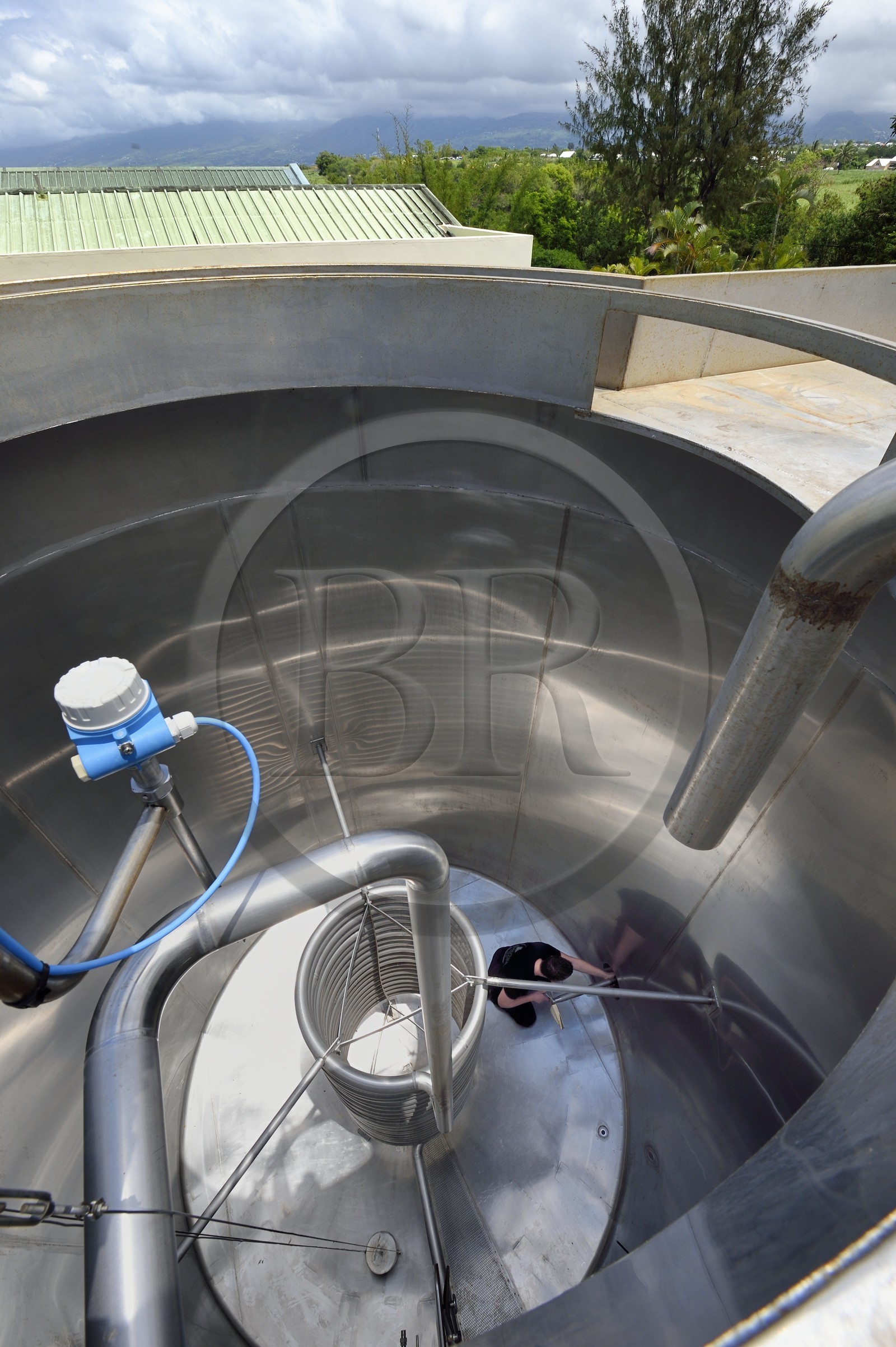 France, Ile de la Reunion, Saint Pierre, domaine de la distillerie Isautier, cuves des batiments industriels