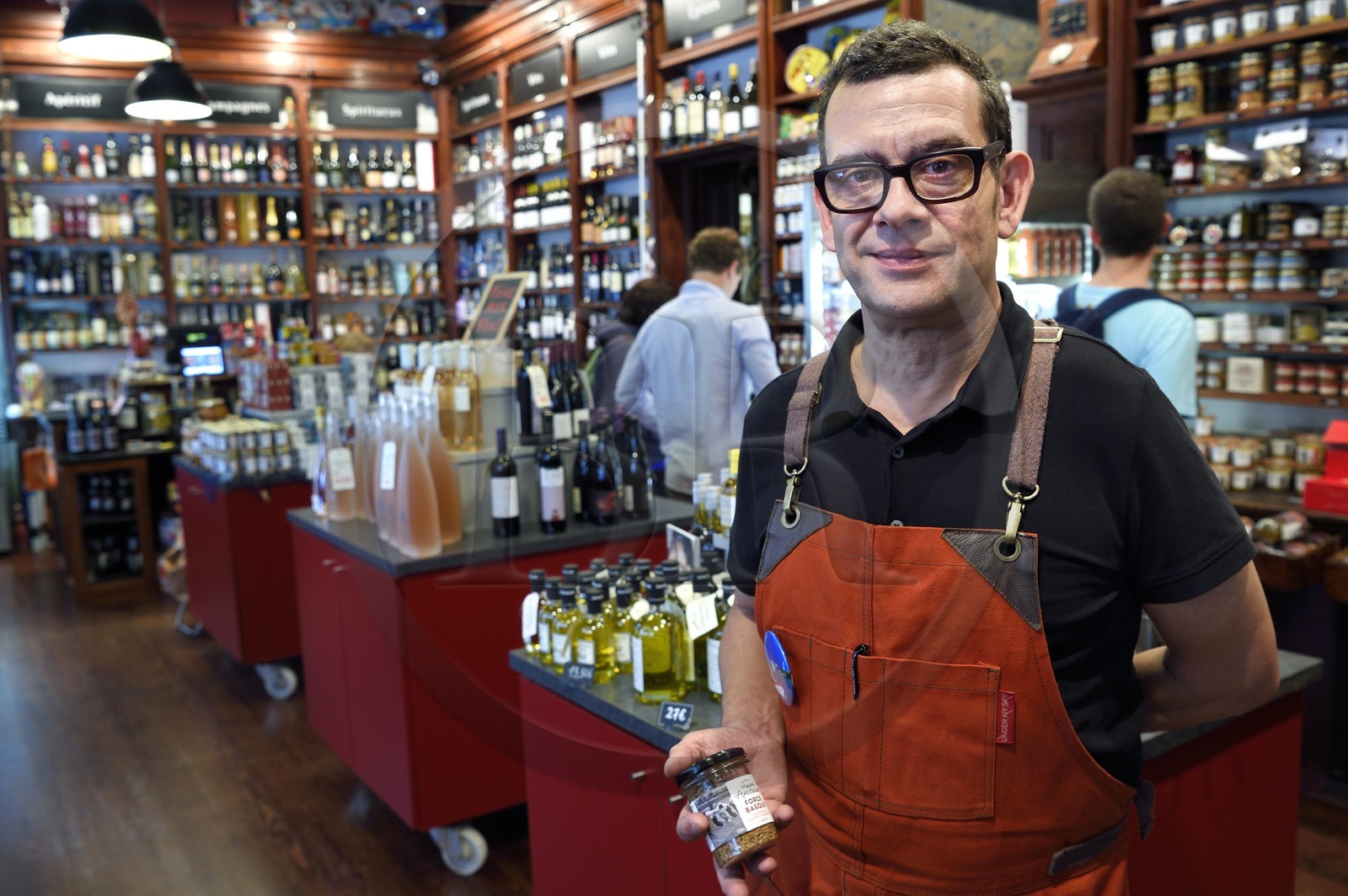 France, Pyrénées-Atlantiques (64), Pays-Basque, Biarritz, Chez Arosteguy épicerie fine créée en 1876, Pierre Arosteguy