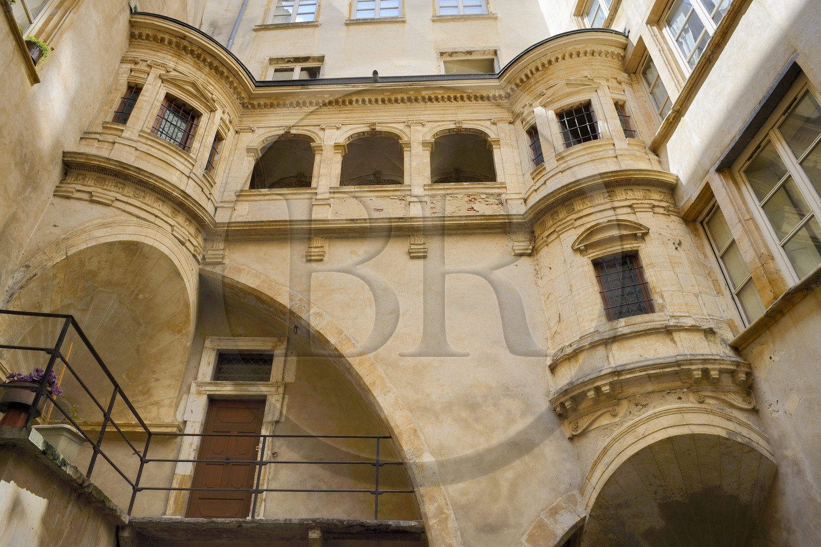 France, Rhone, Lyon, historical site listed as World Heritage by UNESCO, St. Paul neighborhood in the Vieux Lyon (Old Town), traboule of the Hotel Bullioud and the Renaissance gallery Philibert de l'Orme (or Delorme)