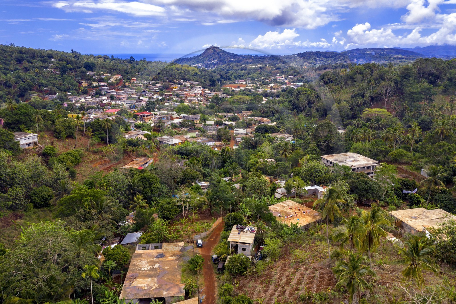 France, Ile de Mayotte, Grande-Terre, le village de Ouangani (vue aérienne)