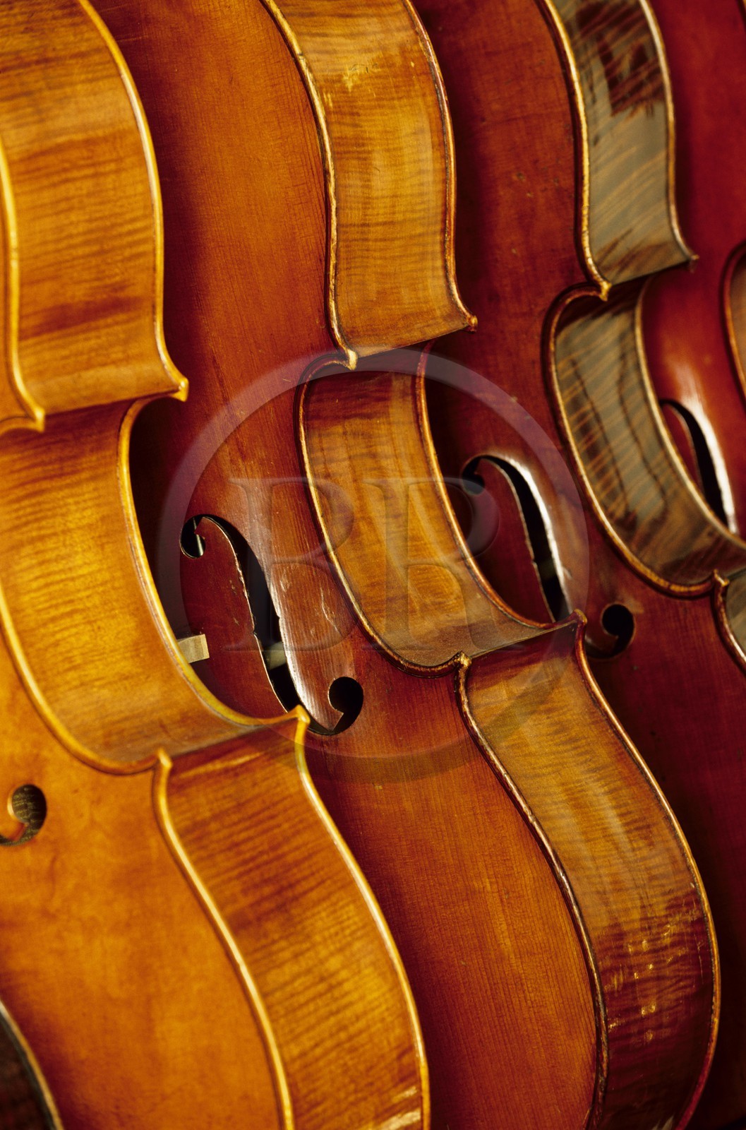 France, Paris (75), violoncelles, lutherie Watelot-Rampal