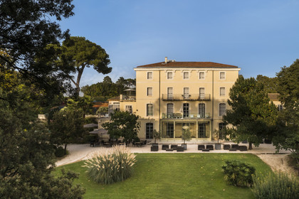 France, Herault, Castelnau-le-Lez, Chateau or Domaine de Verchant, 16th and 17th century private mansion called Montpellier Folie (aerial view)