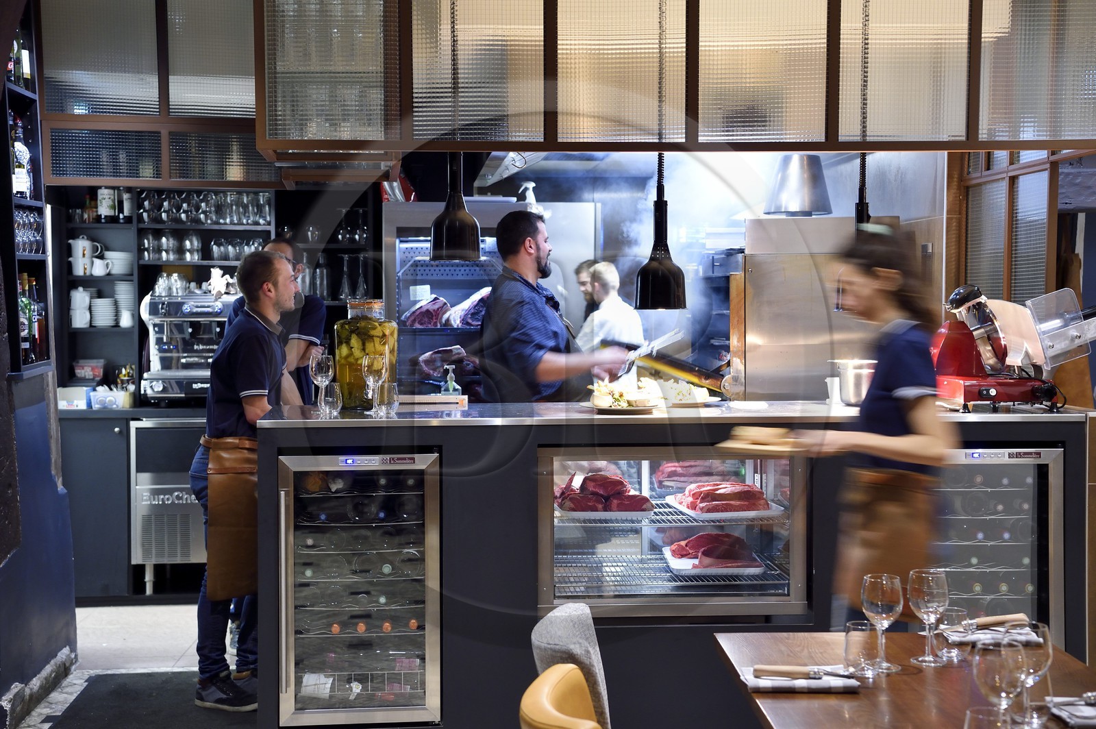 France, Seine-Maritime (76), Rouen, restaurant Rotomagus place Saint-Maclou