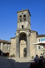 France, Ardeche, Gorges de l'Ardeche, Labeaume, the village square, 15th century St Pierre aux liens Church
