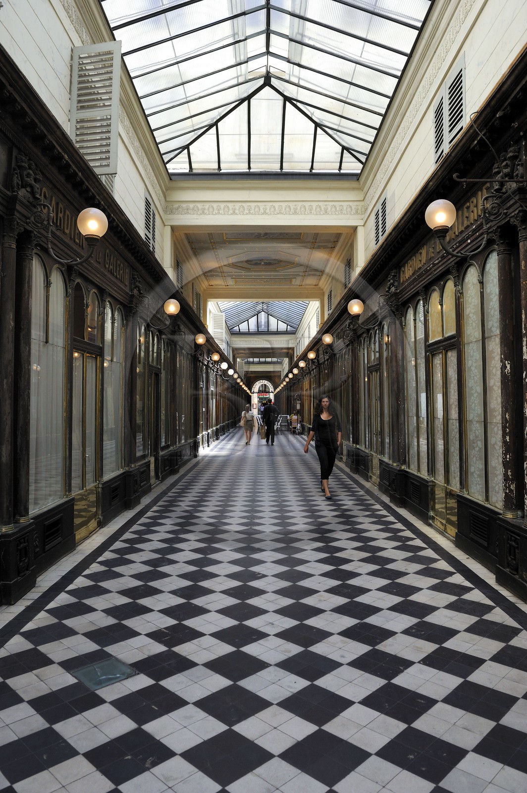 France, Paris (75), Galerie Vero-Dodat entre la rue Jean-Jacques-Rousseau et la rue du Bouloi