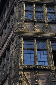 France, Bas-Rhin (67), Strasbourg, vieille ville classée au Patrimoine Mondial de l'UNESCO, place de la cathédrale, Maison Kammerzell du XVe-XVIe siècle
