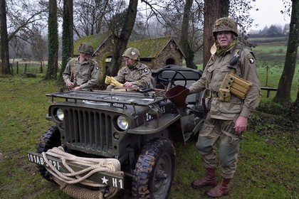 France, Eure, Sainte Colombe prés Vernon, Allied Reconstitution Group (US World War 2 and french Maquis historical reconstruction Association), reenactors in uniform of the 101st US Airborne Division