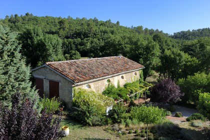France, Var (83), Provence Verte, Bras, vers Saint-Maximin-la-Sainte-Baume, la maison d'hôtes Le Peyrourier, une campagne en Provence
