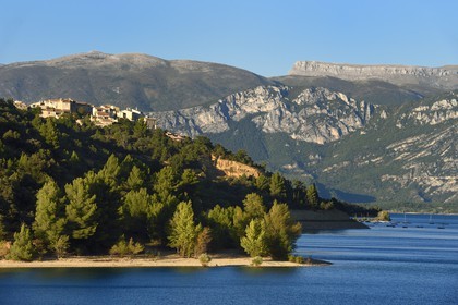 France, Alpes-de-Haute-Provence (04), Parc Naturel Régional du Verdon, lac de Sainte Croix, Sainte-Croix-de-Verdon