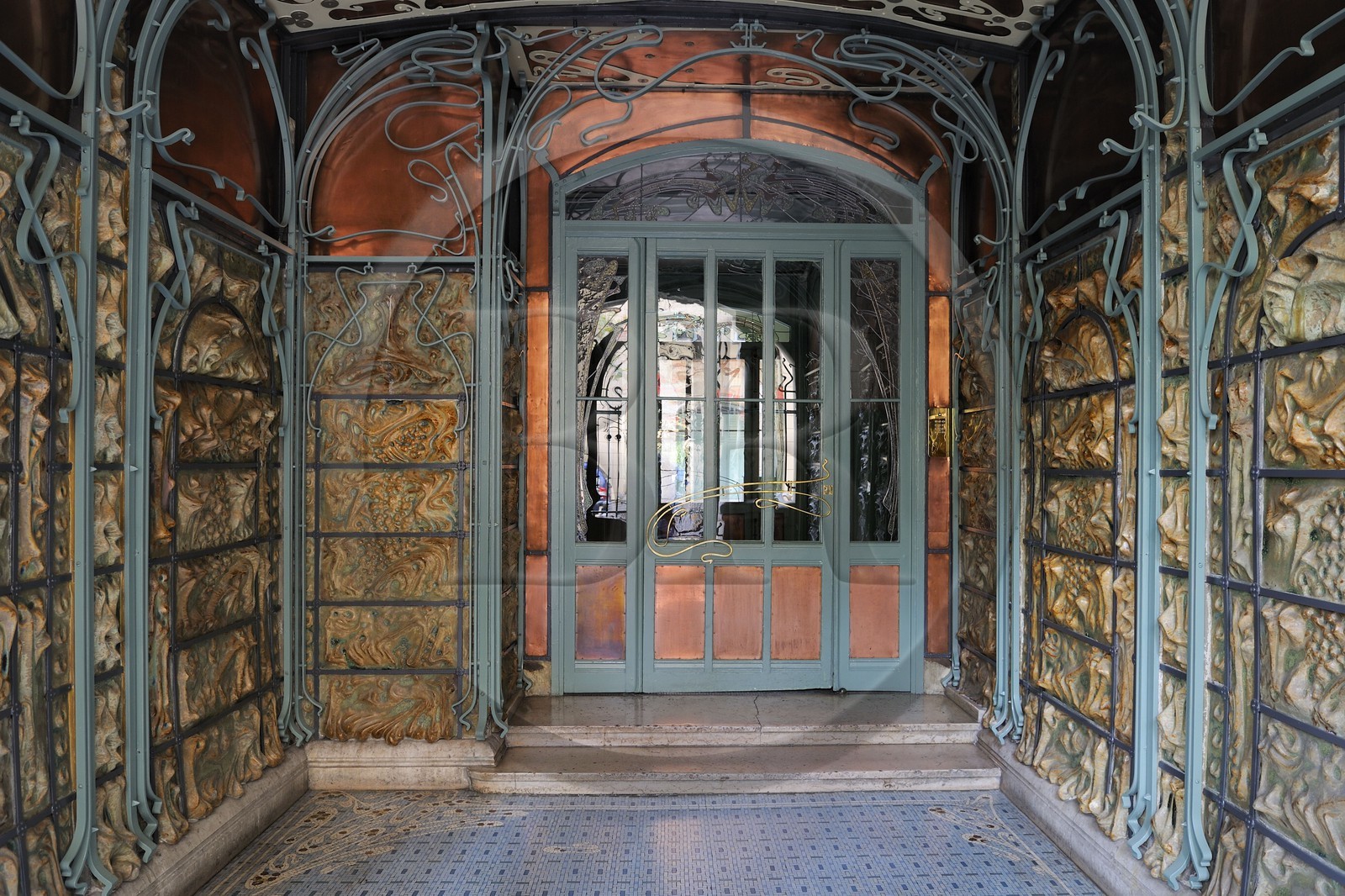 France, Paris (75), le Castel-Beranger, immeuble du 14 rue La Fontaine de style Art Nouveau  par Hector Guimard