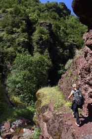 France, Alpes Maritimes, Mercantour Massif, Gorges of Cians carved by the Cians river in red lutite soil, old mule track