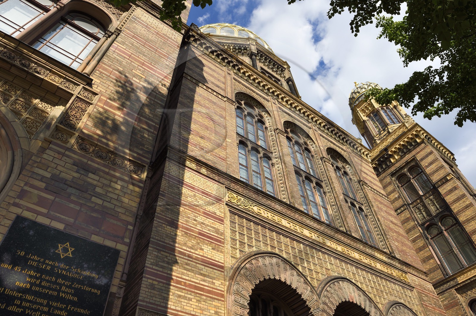 Allemagne, Berlin, Spandauer Vorstadt dans Berlin-Mitte, la Neue Synagogue (Nouvelle Synagogue) a été construit de 1859 à 1866 comme la principale synagogue de la communauté juive de Berlin sur Oranienburger Strasse