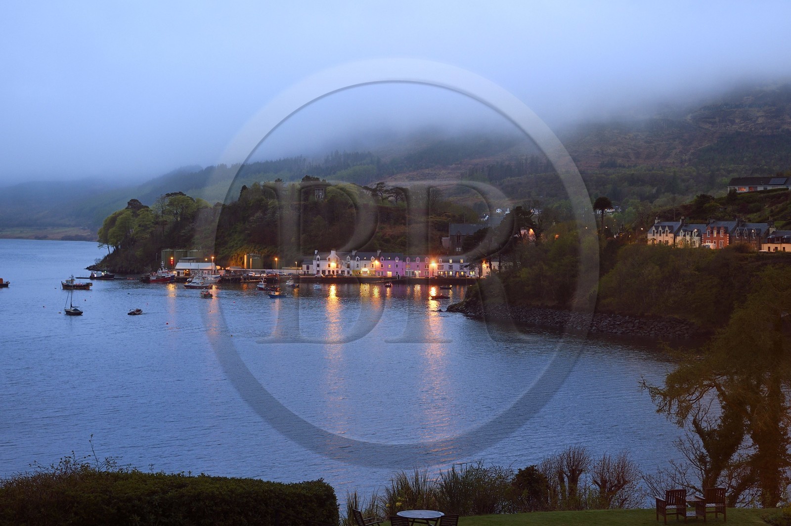 Royaume-Uni, Ecosse, région des Highlands, les Hébrides, Ile de Skye, le port de pêche de Portree