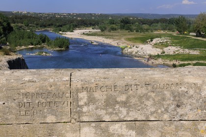 France, Gard (30), le Pont du Gard classé Patrimoine Mondial de l'UNESCO, aqueduc romain qui enjambe le Gardon