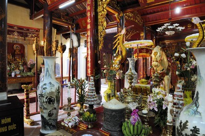 Vietnam, Hanoi, 36 streets district in the old town, Bach Ma temple