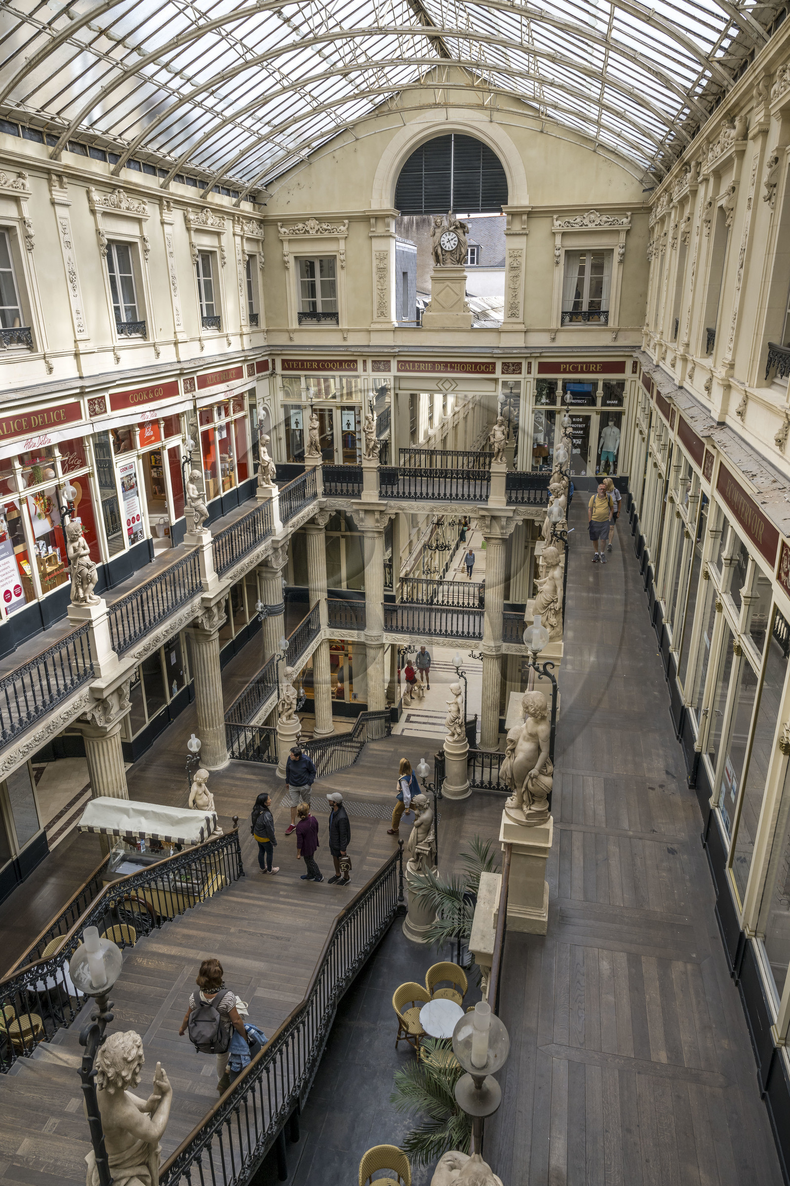 France, Loire Atlantique, Nantes, Graslin district, Passage Pommeray, shopping arcade from 1843 designed by architects Jean-Baptiste Buron and Hippolyte Durand Gasselin