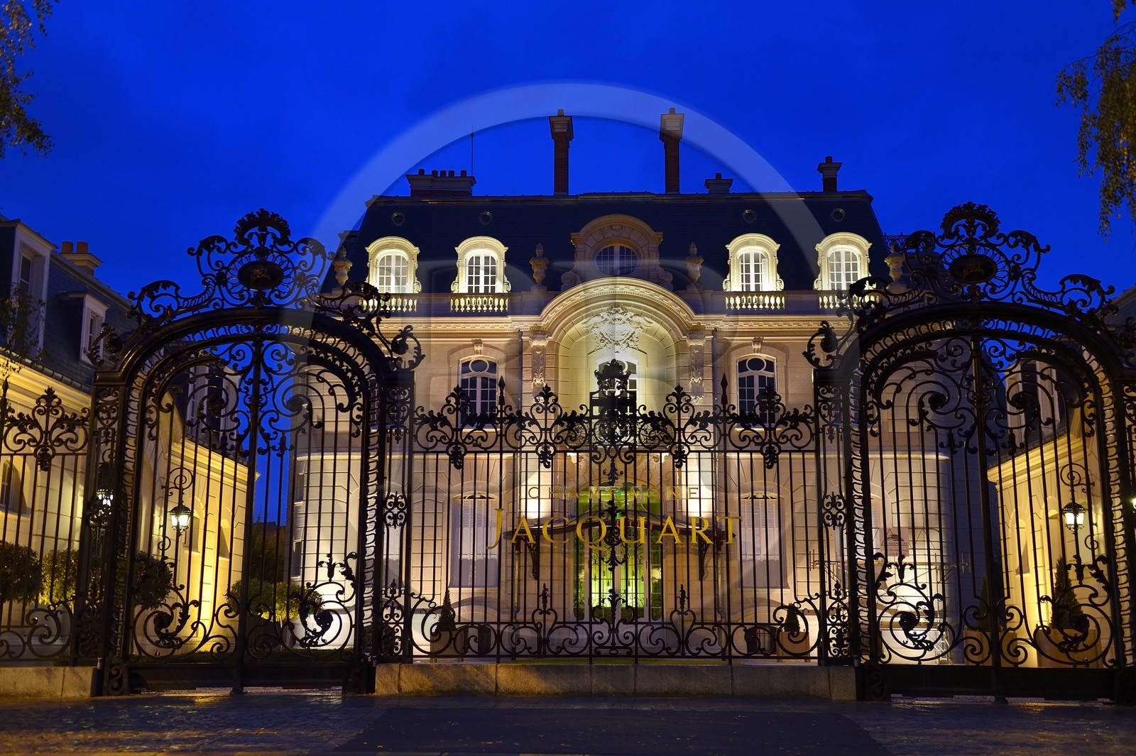 France, Marne (51), Reims, l’hôtel de Brimont siège de la maison de champagne Jacquart sur le boulevard Lundy