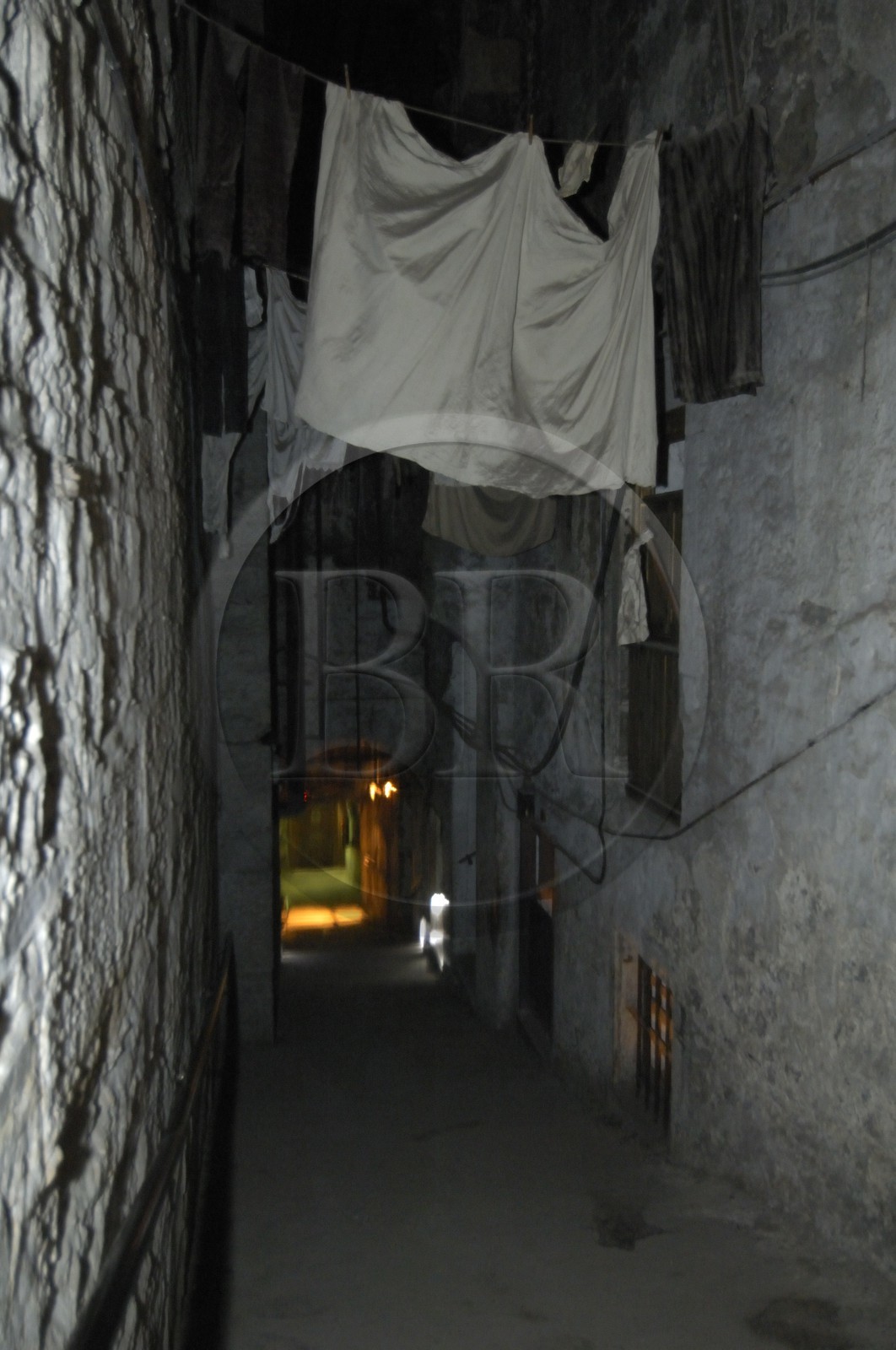 Royaume-Uni, Ecosse, Edimbourg, des voûtes souterraines, ayant d'abord servi d'entrepôts, d'ateliers et de tavernes servirent plus tard de logements aux pauvres