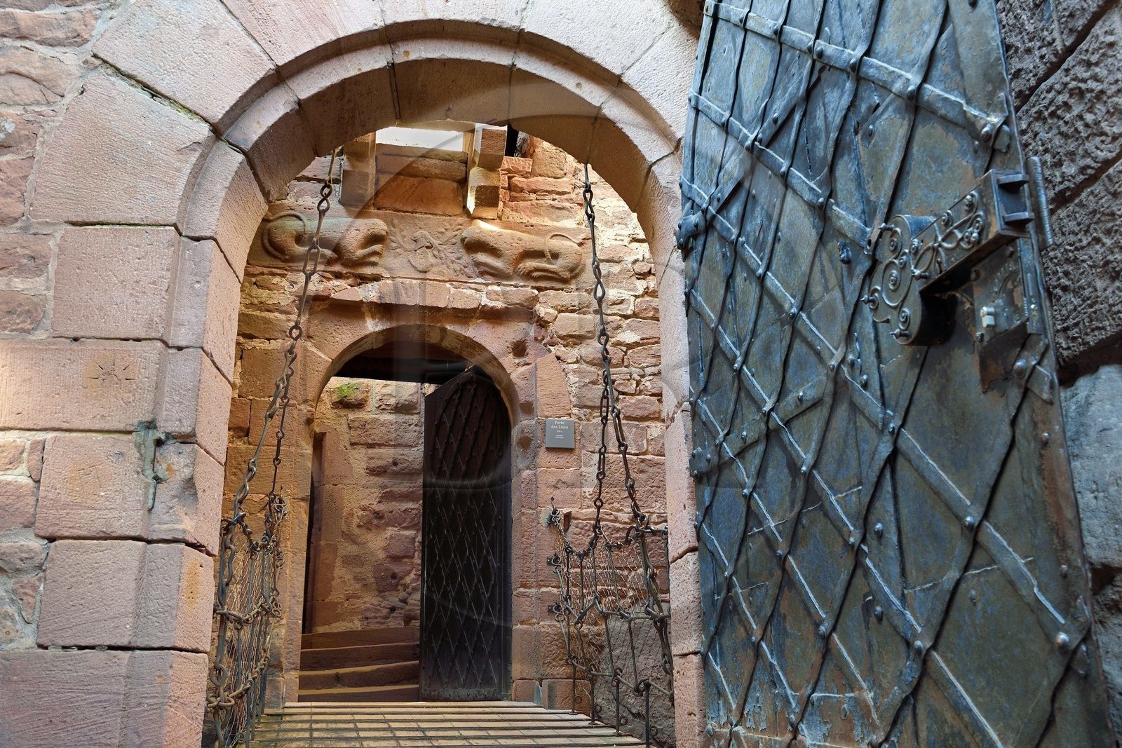 France, Bas Rhin, Orschwiller, Alsace Wine Road, Haut Koenigsbourg Castle, the 12th century lions gate and drawbridge