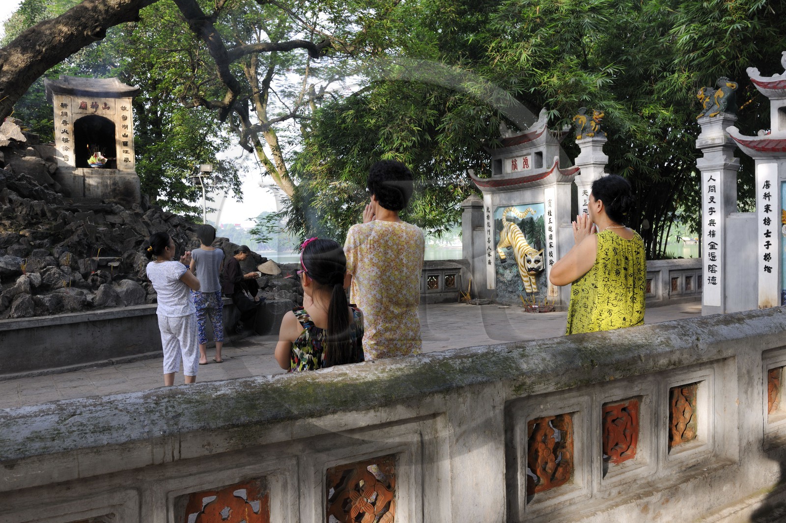 Vietnam, Hanoï, vieille ville, lac Hoan Kiem appelé le petit lac ou lac de l'épée restituée, temple Ngoc Son (de la montagne de jade)