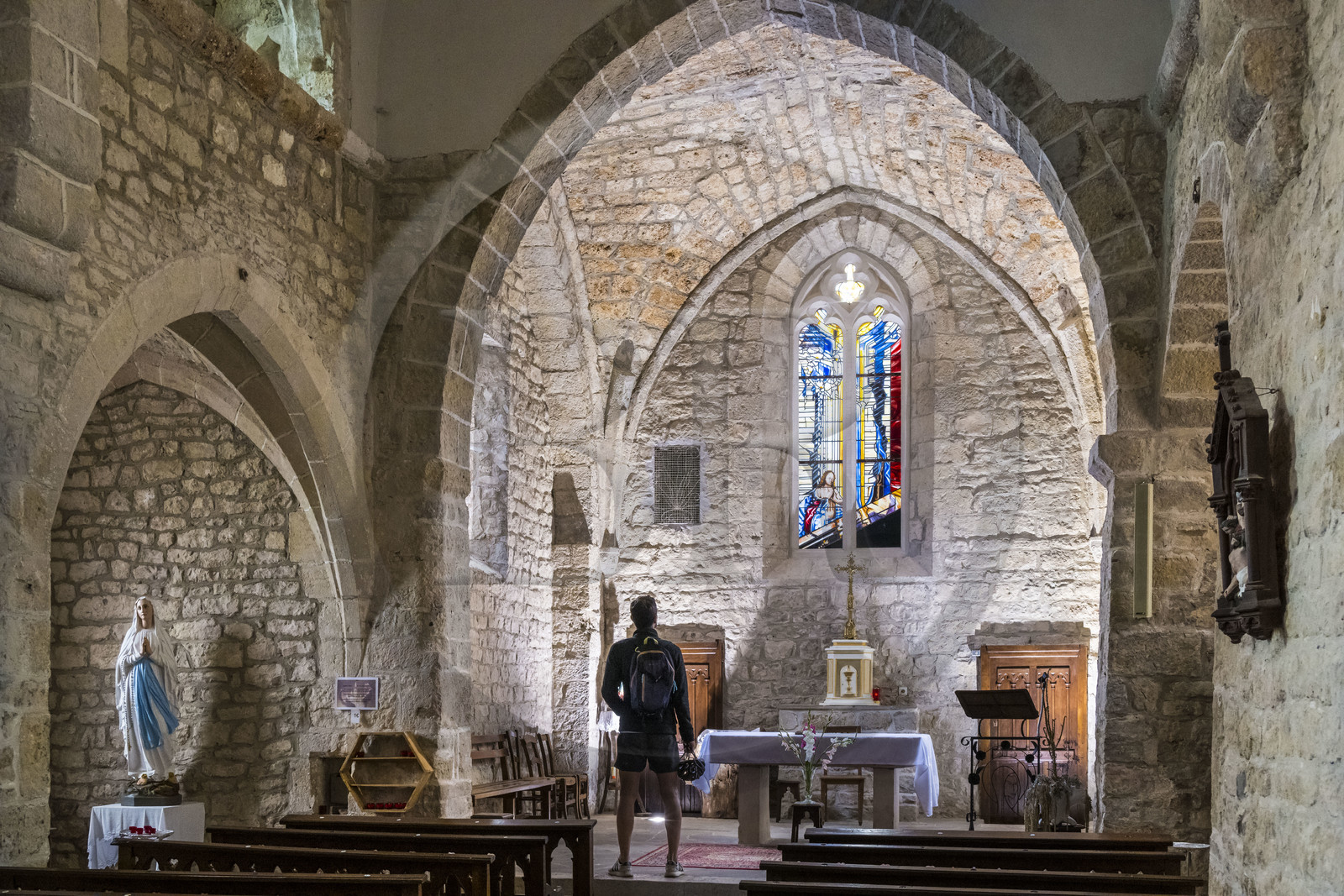 France, Aveyron (12), parc naturel régional des Grands Causses, le fort cistercien de Saint-Jean-d’Alcas, église  Saint-Jean de l'ancienne abbaye de Nonenque