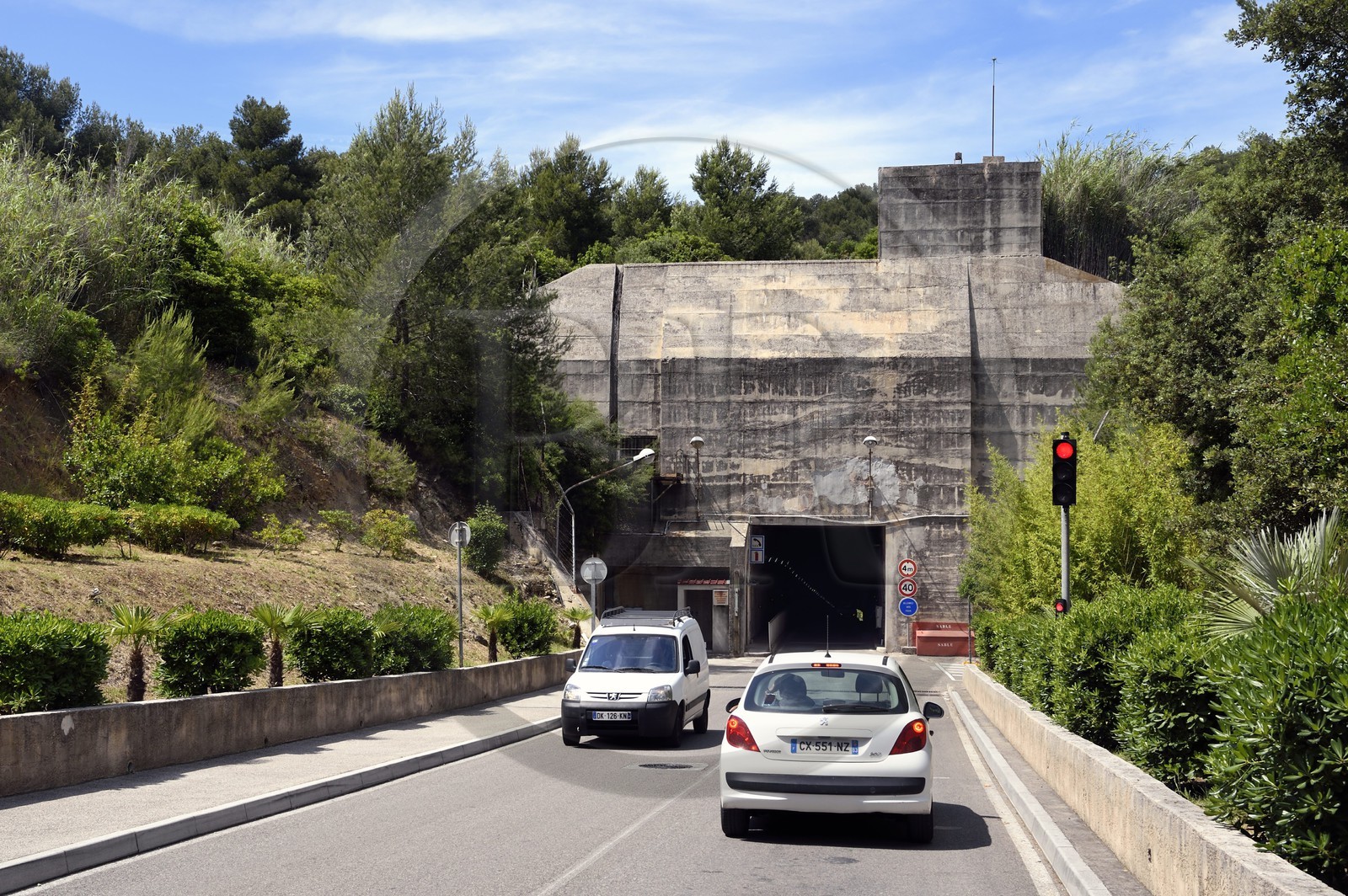 France, Var (83), région de Toulon, Saint-Mandrier-sur-Mer, Pole Ecoles Méditerranée (PEM) de la Marine, tunnel de liaison construit à partir de 1928 et agrandi par les allemands pendant la seconde guerre mondiale