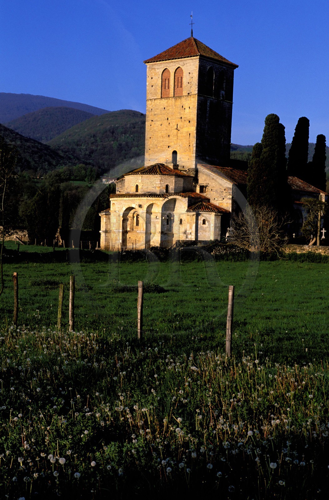 France, Haute-Garonne (31), basilique romane de Saint-Just de Valcabrère classée Patrimoine Mondial de l' UNESCO dans le cadre des chemins de Compostelle