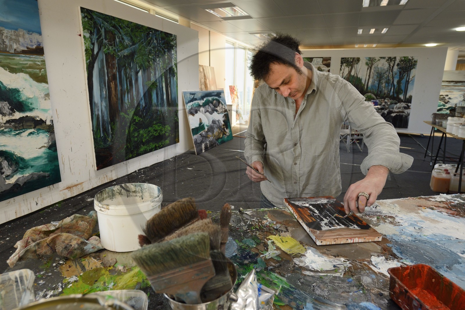 France, Val-d’Oise (95), Gonesse, atelier de l'artiste Fred Kleinberg au sein de l'entreprise Manutan