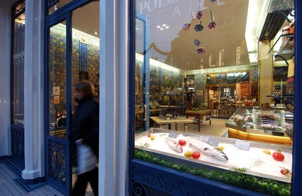 France, Nord (59), Lille, rue des Chats Bossus, poissonnerie-restaurant a l' Huitrière