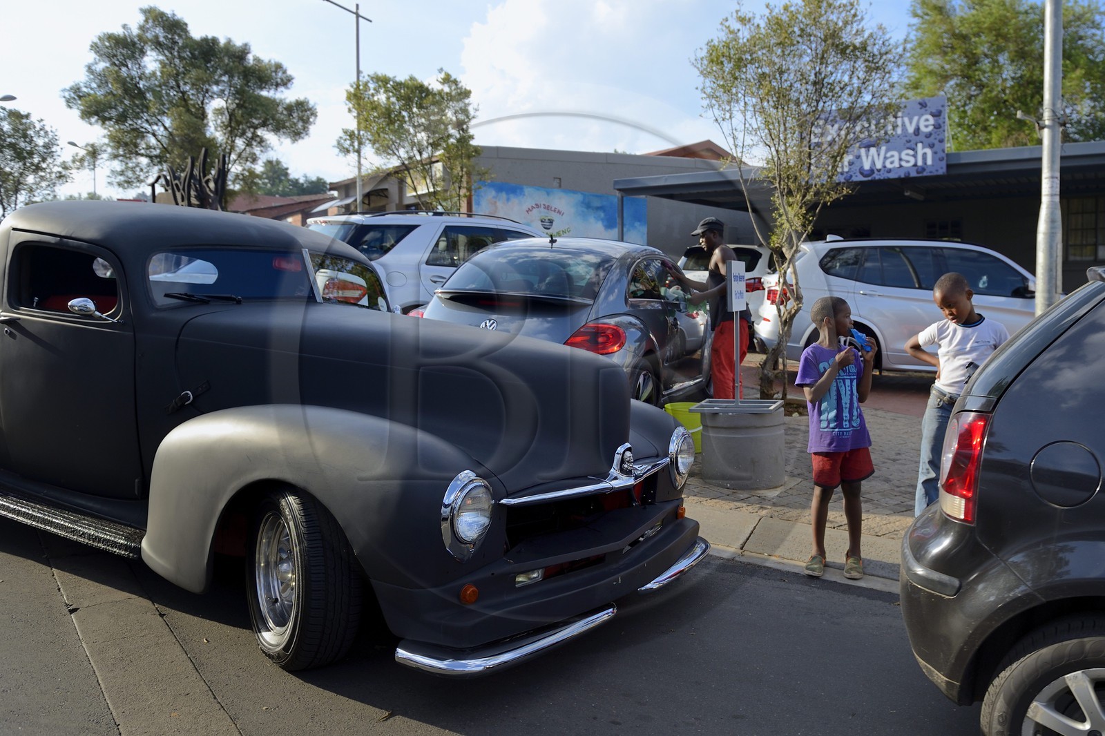 South Africa, Gauteng Province, Johannesburg, Soweto, the Orlando area in the township, Vilakazi street where Mandela lived has become a trendy place