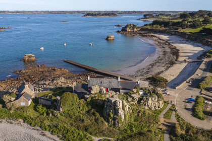 France, Cotes-d'Armor, Cote d'Ajoncs, Plougrescant, the beach of Porz Hir or Pors-hir (aerial view)