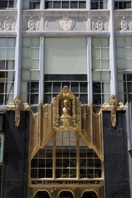 Etats-Unis, New York, Manhattan, Midtown, Times Square, entrée d'immeuble sur Broadway