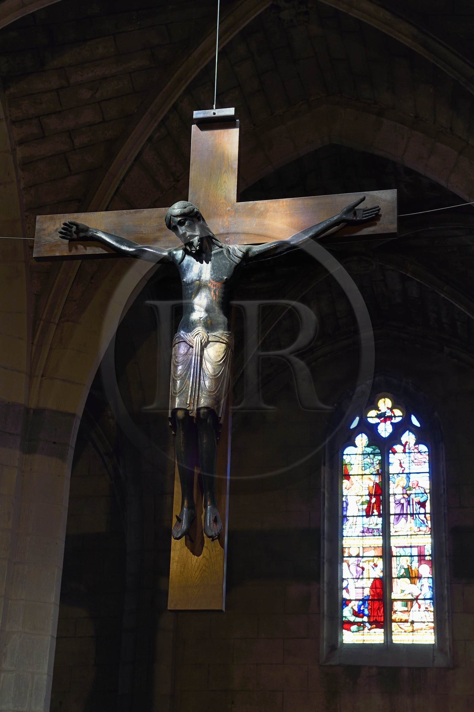 France, Cantal (15), Saint-Flour, cathédrale Saint-Pierre, le Christ noir en bois de noyer peint aussi appelé Beau Dieu noir daté entre le XIe et le XIIIe siècle