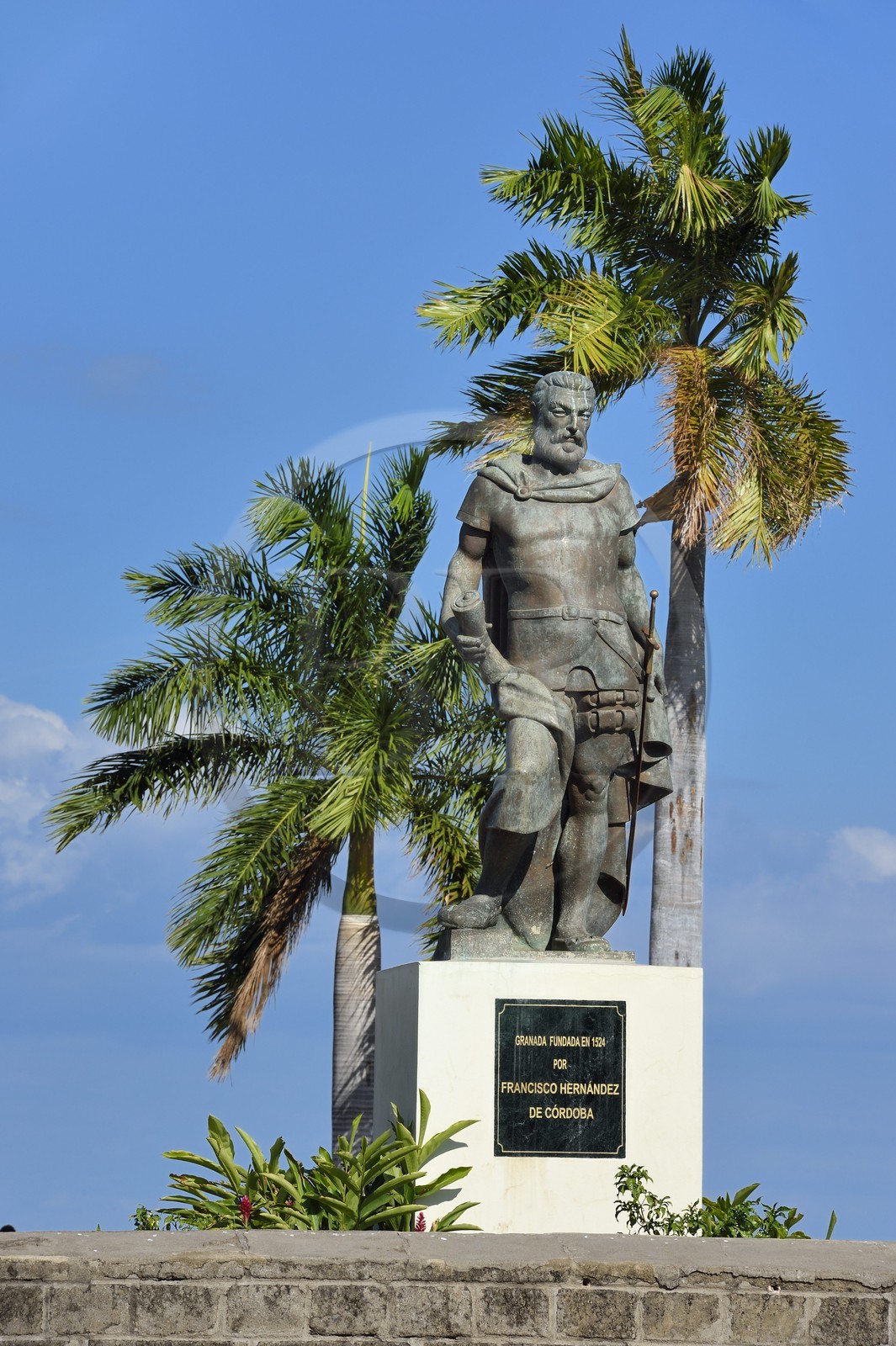 Nicaragua, Granada, paseo de Los Mangos, statue du conquistador espagnol Francisco Hernandez de Cordoba, fondateur du Nicaragua