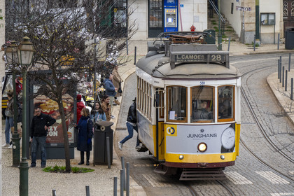 Portugal, Lisbon, Alfama district, tram (electricos) at the Largo das Portas do Sol, line 28 is the most famous and picturesque