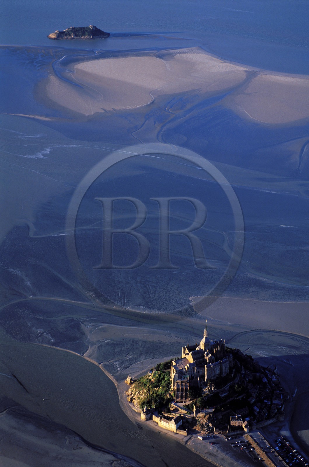 France, Manche, Mont-Saint-Michel (aerial view)