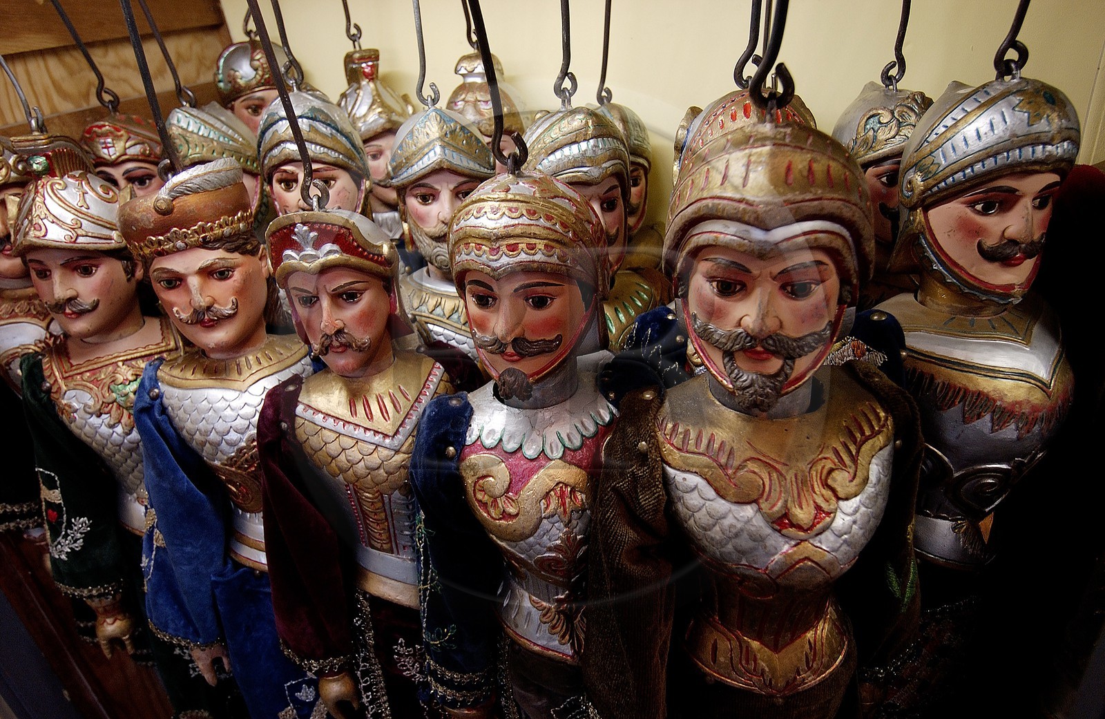 Belgique, Wallonie, Liège, quartier d'Outremeuse, musée-théâtre de marionnettes Tchantchès, personnages de la pièce